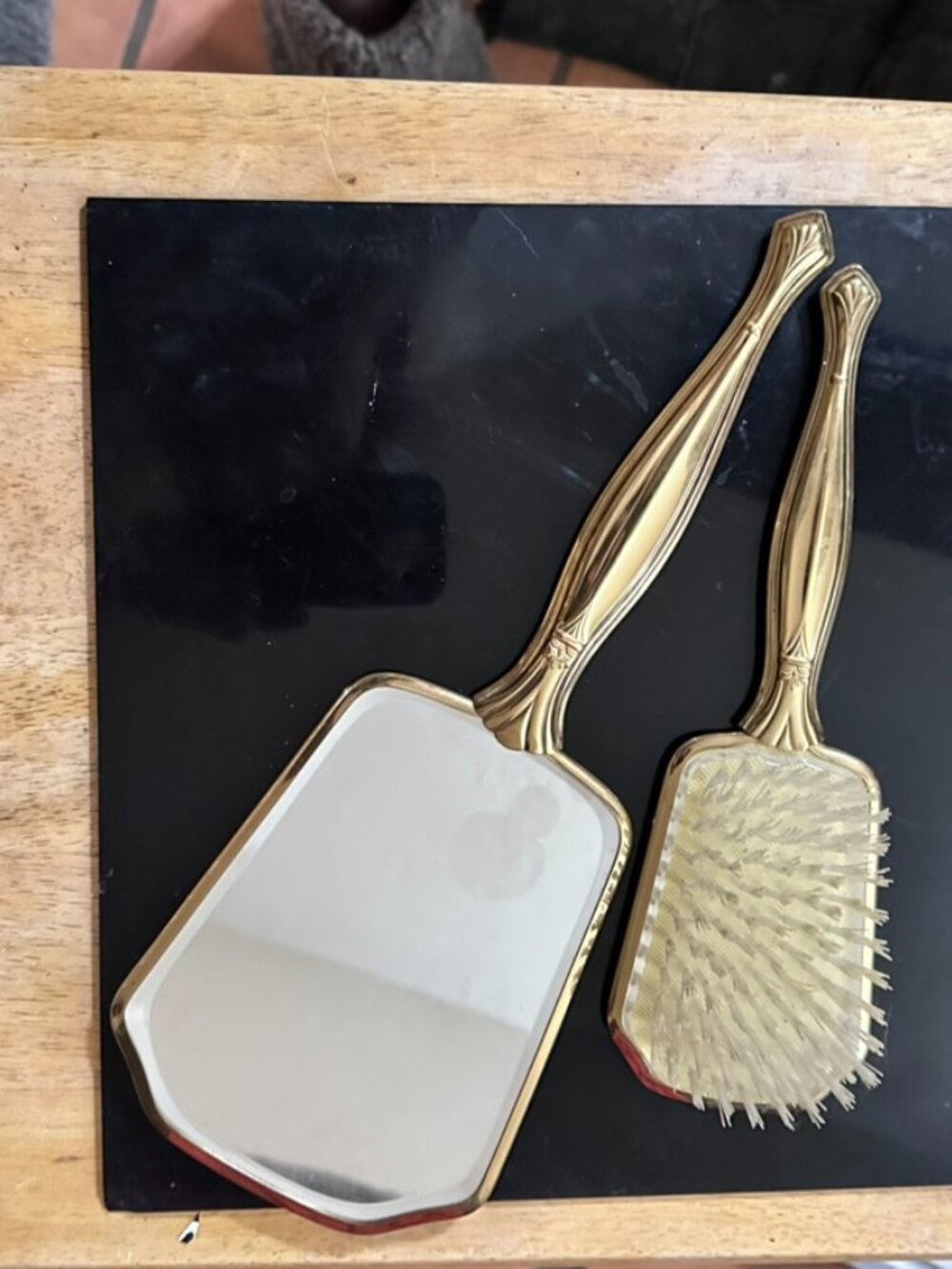 Vintage Mid Century Gold Tone Vanity Mirror & Hair Brush Set Floral Lace 1955–65 - Picture 5 of 8